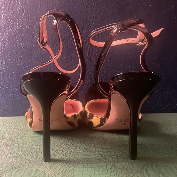 kate spade Amour Pom in chartreuse leopard print chenille and black patent heel - Picture 8 of 8